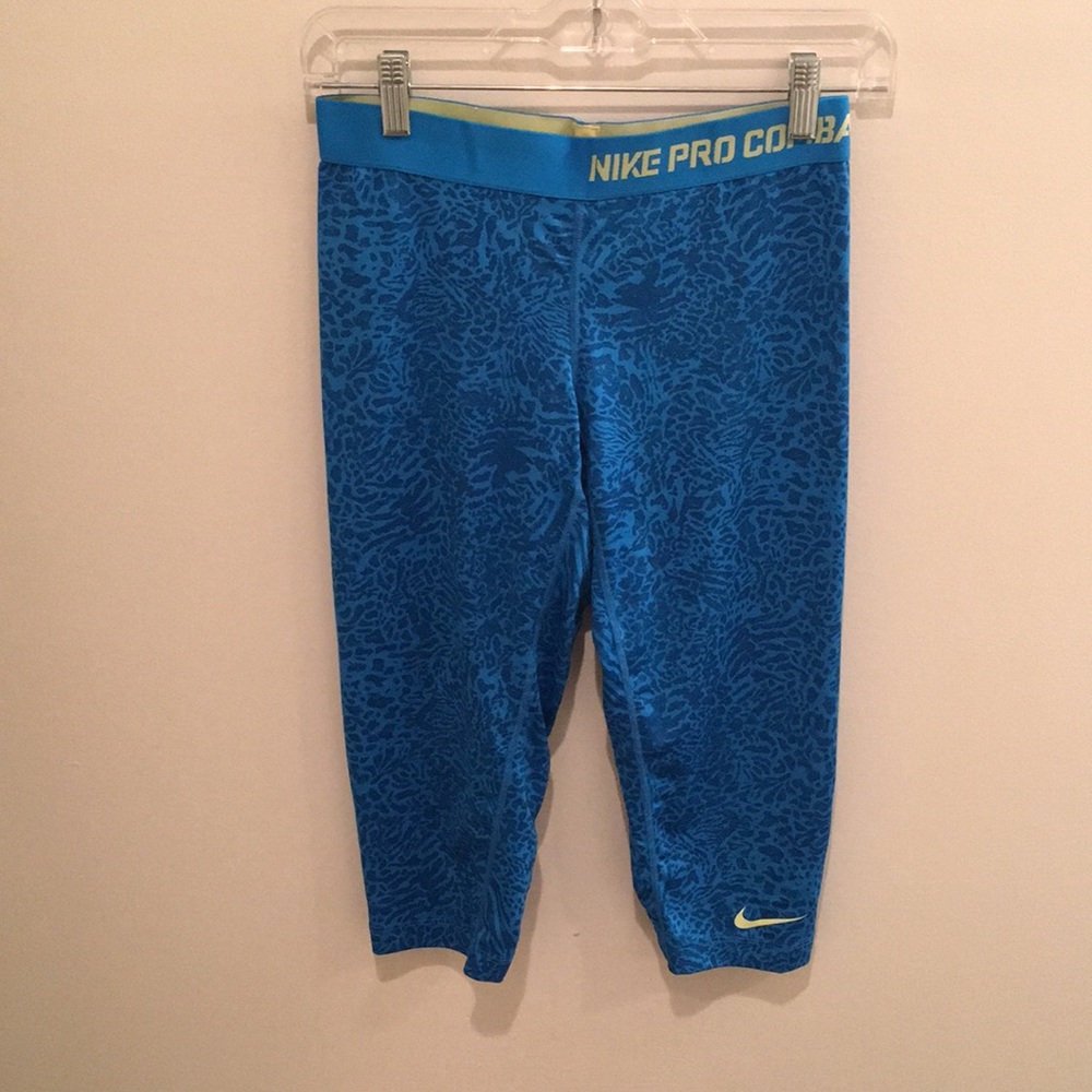 NIKE Dri-Fit compression leggings